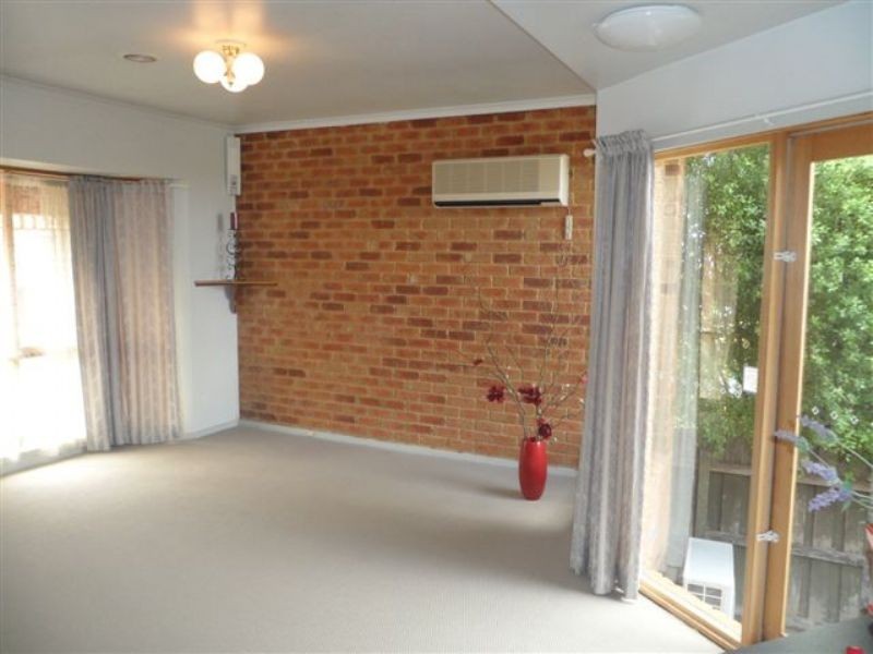 2/35 Ryder Street, Niddrie VIC 3042
