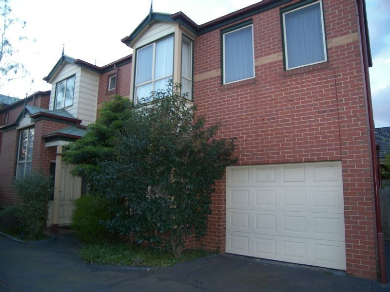 2/30 Lawson Street, Essendon VIC 3040