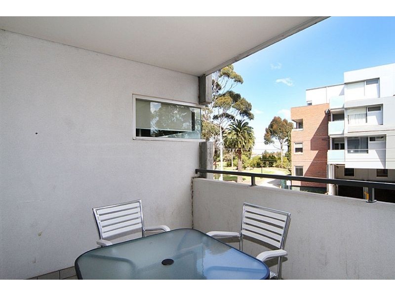 1/74 Keilor Road, Essendon VIC 3040