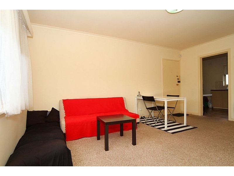 18/44 Fletcher Street, Essendon VIC 3040