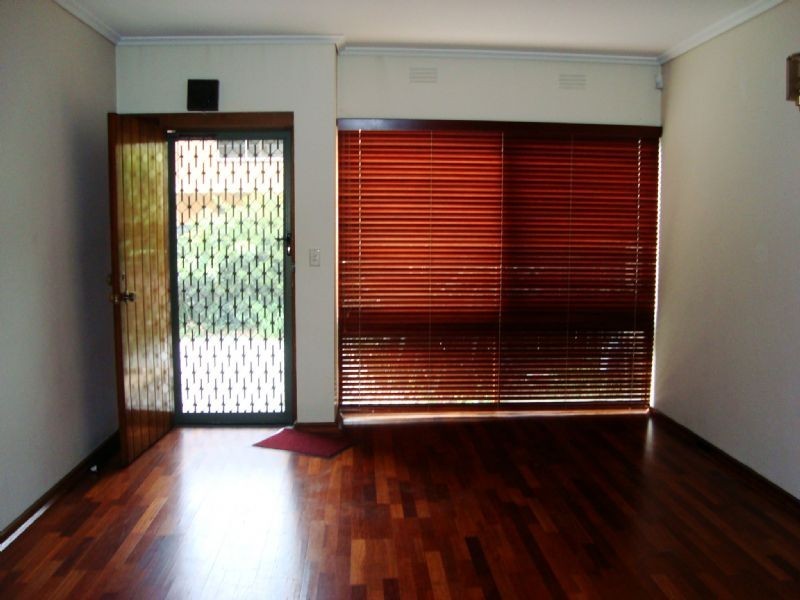 2/20 Fletcher Street, Essendon VIC 3040