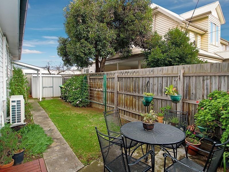 27 Coniston Ave, Airport West VIC 3042