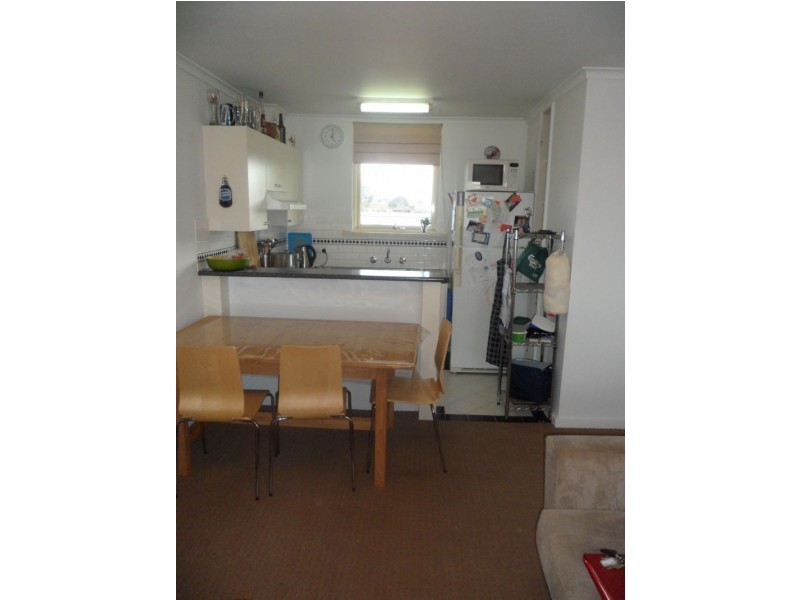 8/72 Princes street, Flemington VIC 3031