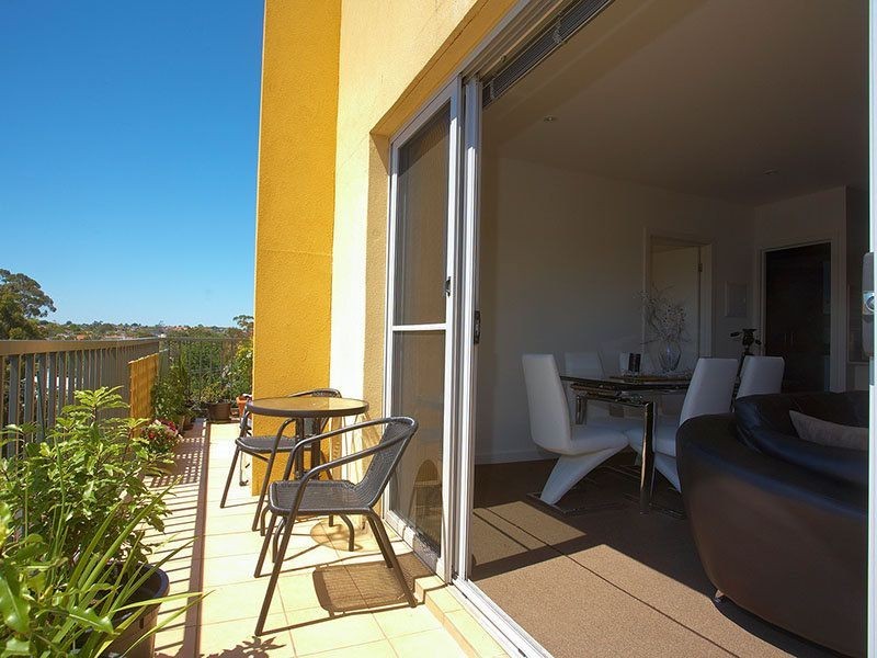 15/42-50 Napier Crescent, Essendon VIC 3040