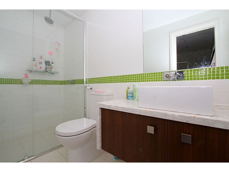 303/87 – 89 Raleigh Street, Essendon VIC 3040