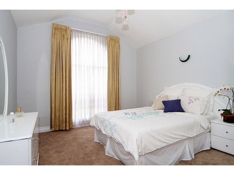 53 Templewood Crescent, Avondale Heights VIC 3034