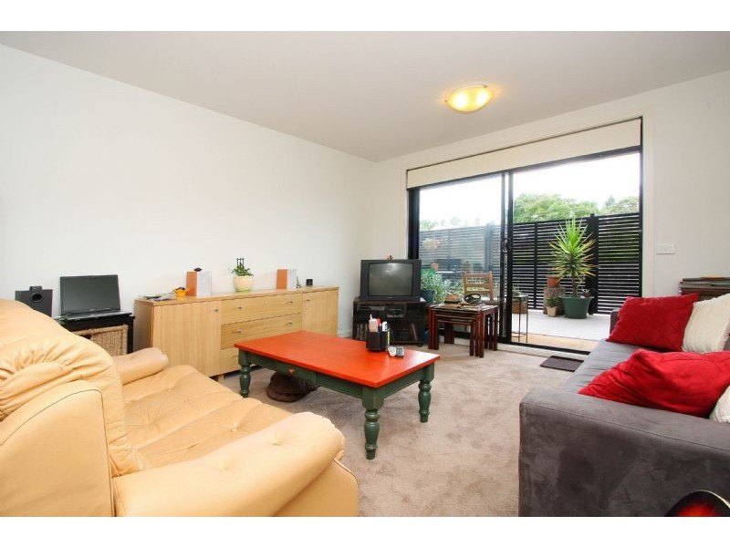 4/225 Buckley Street, Essendon VIC 3040