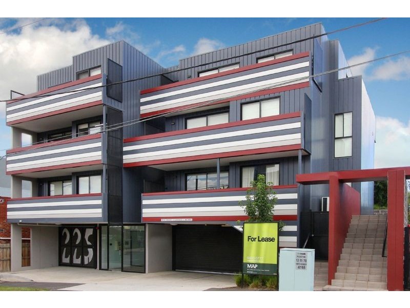 4/225 Buckley Street, Essendon VIC 3040
