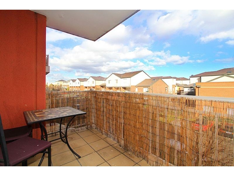 205/77 Village Way, Maribyrnong VIC 3032