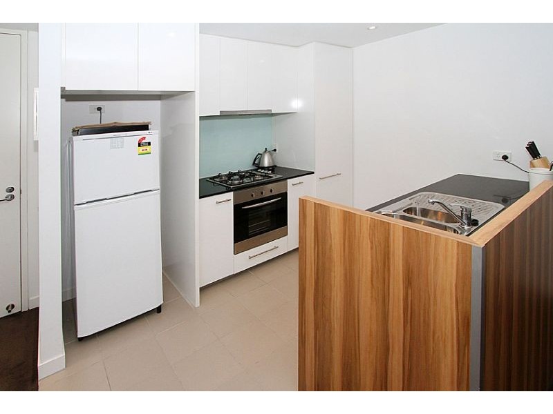 212/62 Mount Alexander Road, Flemington VIC 3031