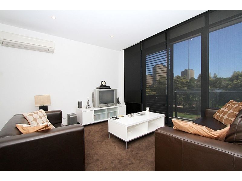 212/62 Mount Alexander Road, Flemington VIC 3031