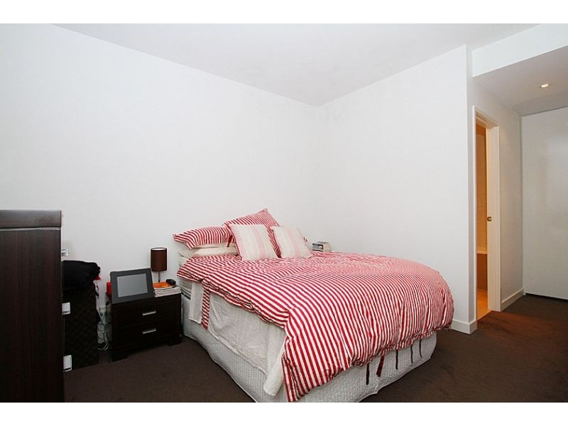 212/62 Mount Alexander Road, Flemington VIC 3031