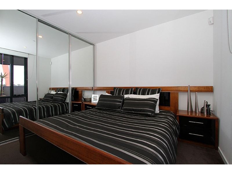 574/38 Mt Alexander Road, Flemington VIC 3031