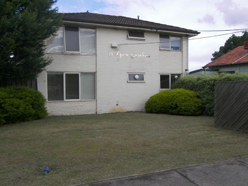 1/14 Lyon Street, Essendon VIC 3040