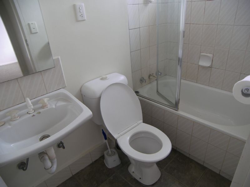 1/14 Lyon Street, Essendon VIC 3040