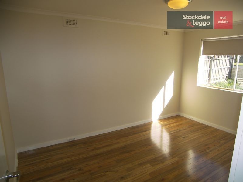 1/15 Royal Ave, Essendon North VIC 3041