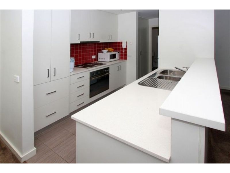 8/225 Buckley Street, Essendon VIC 3040