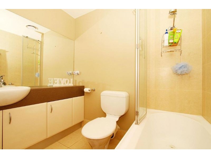 312/77 Village Way, Maribyrnong VIC 3032