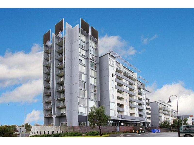 210/70 Speakmen Street, Kensington VIC 3031