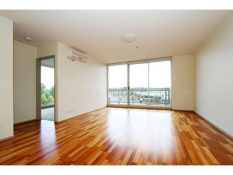 210/70 Speakmen Street, Kensington VIC 3031