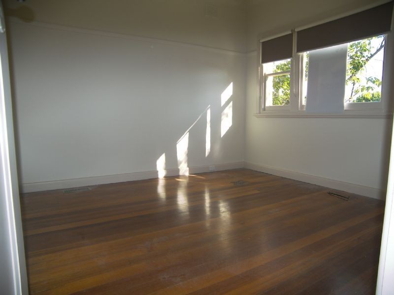 30 Braemar Street, Essendon VIC 3040