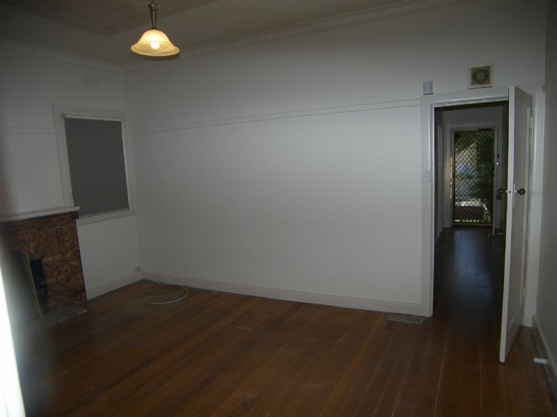 30 Braemar Street, Essendon VIC 3040