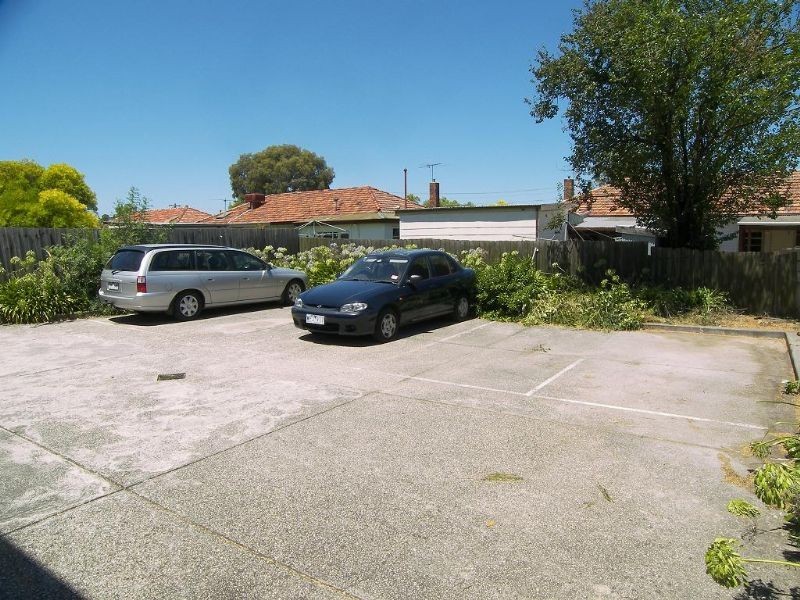 4/6 McColl Court, Brunswick West VIC 3055