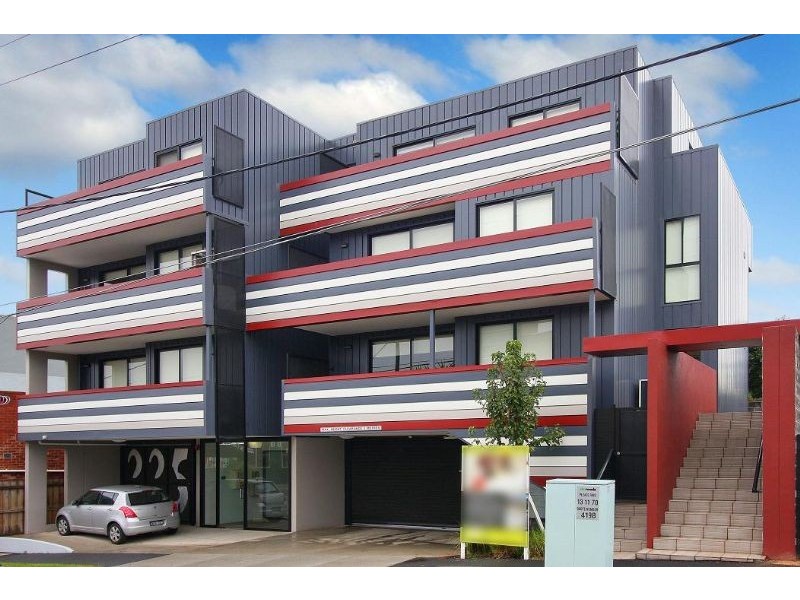 4/225 Buckley Street, Essendon VIC 3040