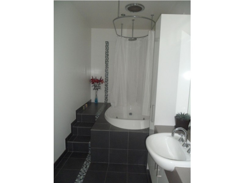 23 Josephine Street, Oak Park VIC 3046