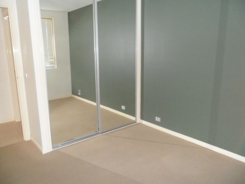 211/77 Village Way, Maribyrnong VIC 3032