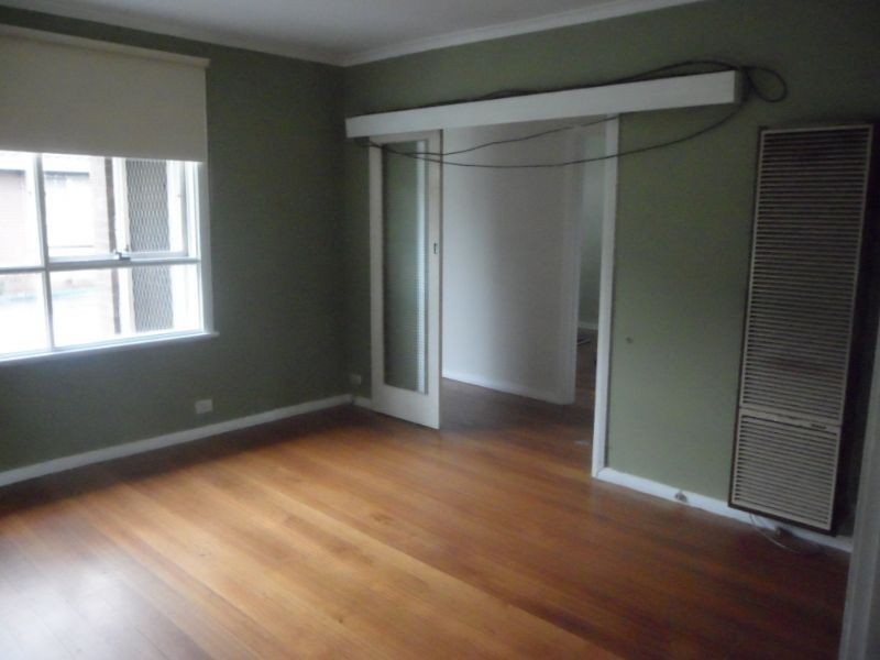 2/17 Hopetoun Ave, Brunswick West VIC 3055