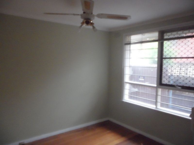 2/17 Hopetoun Ave, Brunswick West VIC 3055