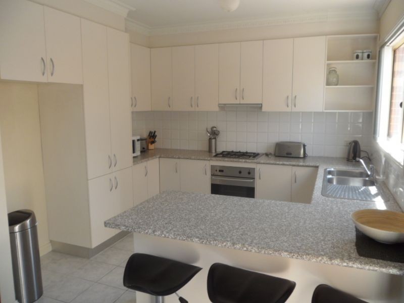 2/23 Kitchener Road, Pascoe Vale VIC 3044