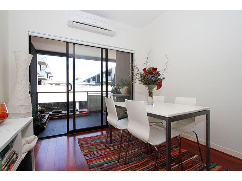 1/27 Hope Street, Brunswick VIC 3056