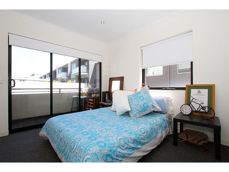 1/27 Hope Street, Brunswick VIC 3056