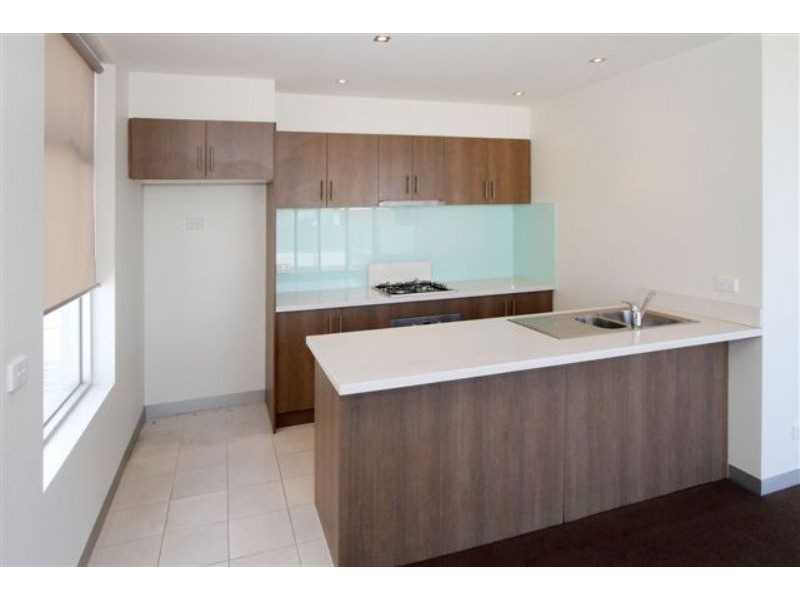 11/74 Keilor Road, Essendon North VIC 3041