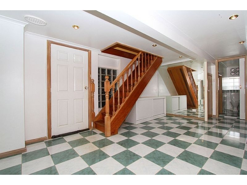 1/63 Hampton Road, Essendon West VIC 3040