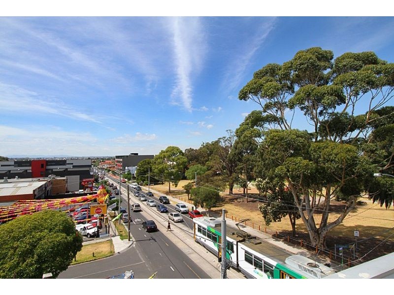 11/74 Keilor Road, Essendon North VIC 3041