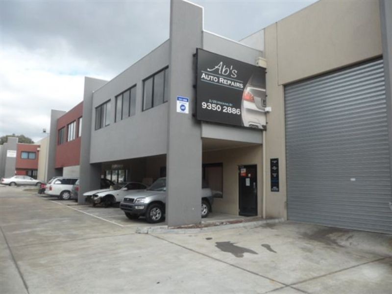 2/27 Hocking Street, Coburg VIC 3058