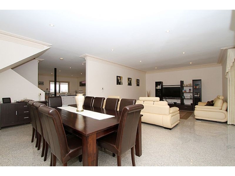 1 Rutland Street, Niddrie VIC 3042