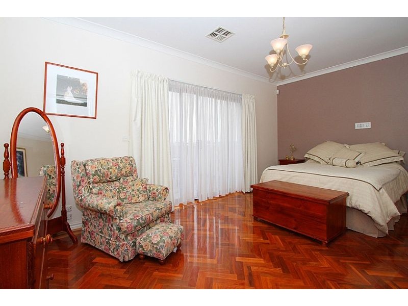 1 Rutland Street, Niddrie VIC 3042