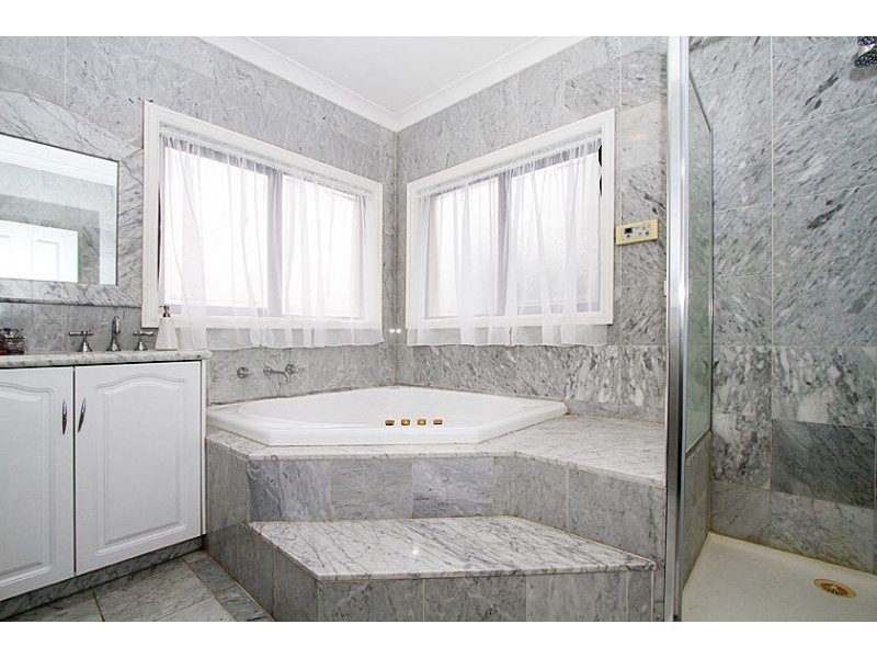 1 Rutland Street, Niddrie VIC 3042