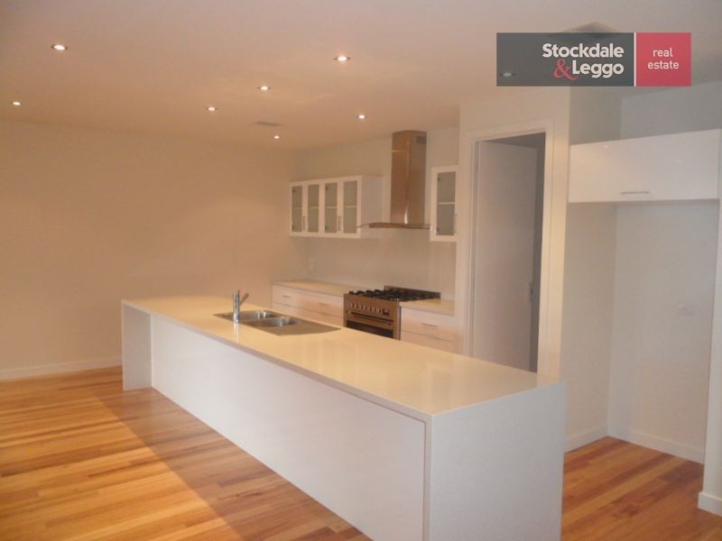 1/45 Hoffmans Road, Essendon West VIC 3040