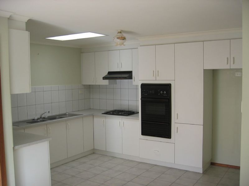 1/148 Roberts street, Essendon VIC 3040