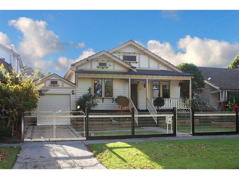 31 Amelia Avenue, Essendon VIC 3040