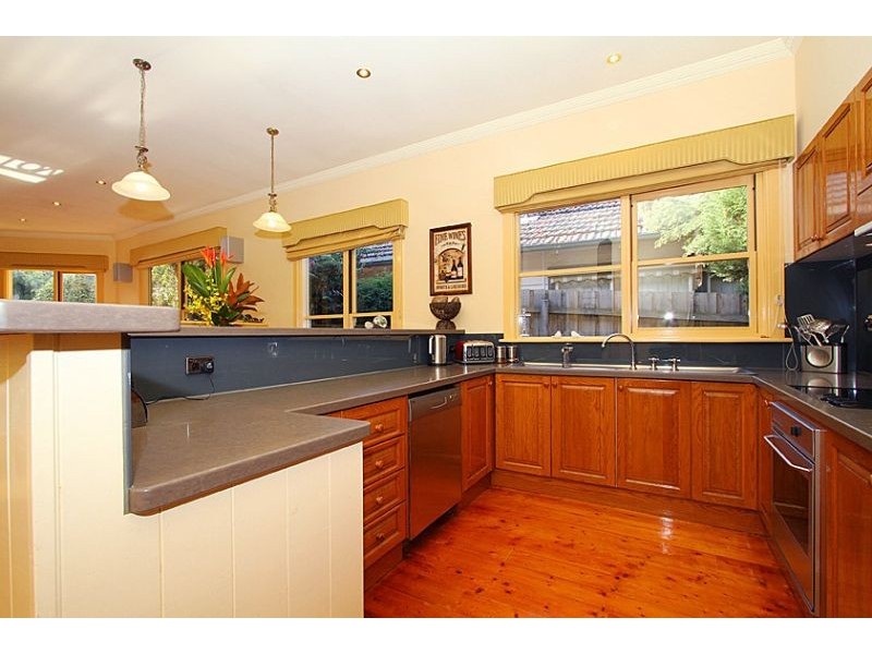 31 Amelia Avenue, Essendon VIC 3040