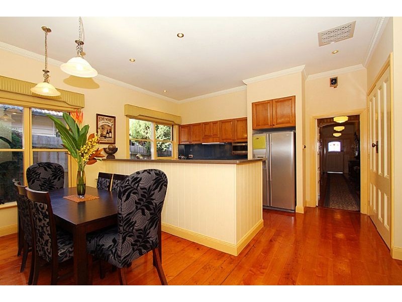 31 Amelia Avenue, Essendon VIC 3040