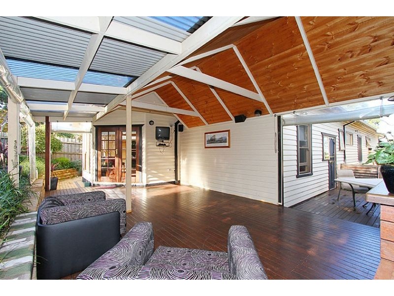 31 Amelia Avenue, Essendon VIC 3040