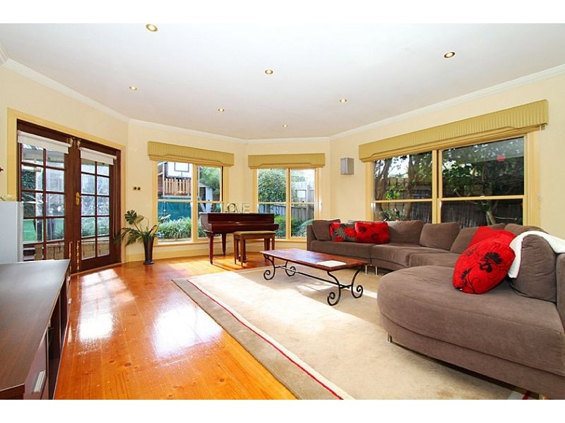 31 Amelia Avenue, Essendon VIC 3040