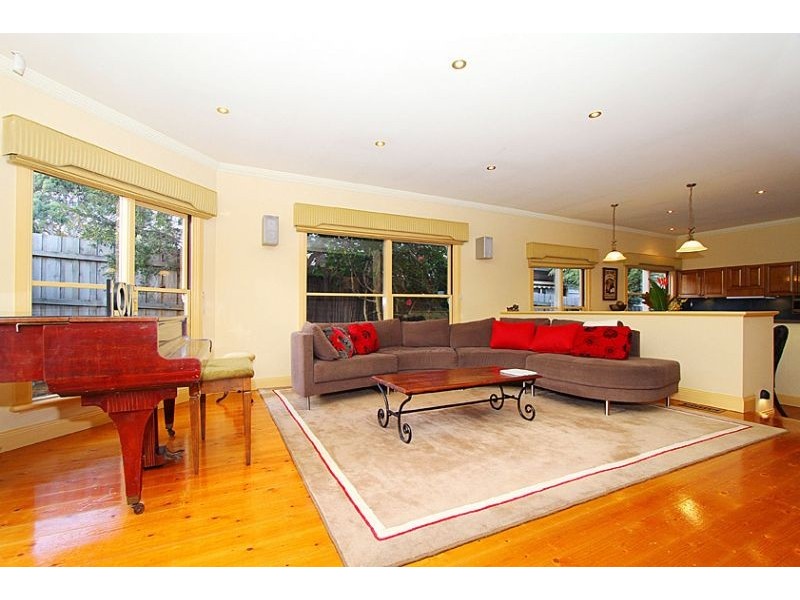 31 Amelia Avenue, Essendon VIC 3040